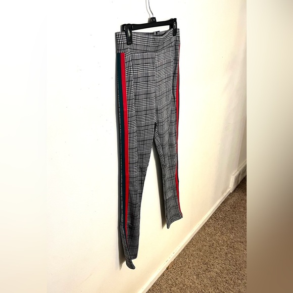 🆕Bottom Sharp black and white size L-XL Straight legged pants. NWT. - Picture 4 of 13